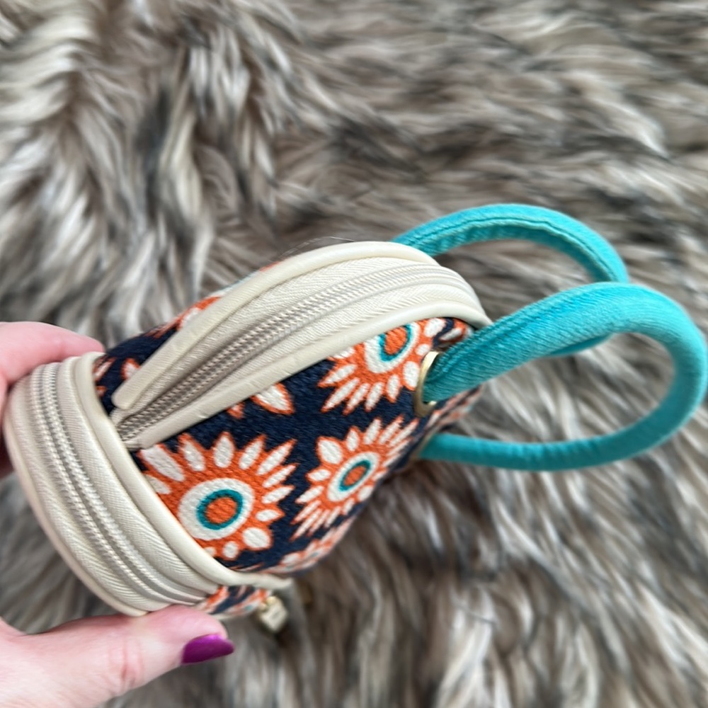 Spartina Natural Linen Cosmetic Bag - Picture 15 of 16